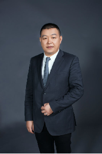 沈斌